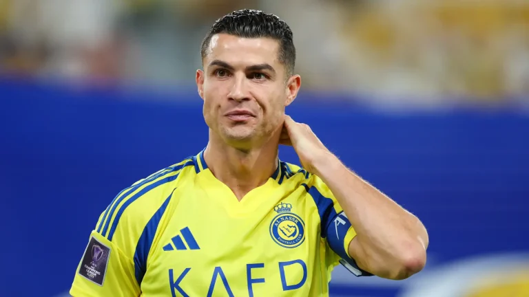 باريس سان جيرمان يرفض التعاقد مع كريستيانو رونالدو بسبب العمر والراتب