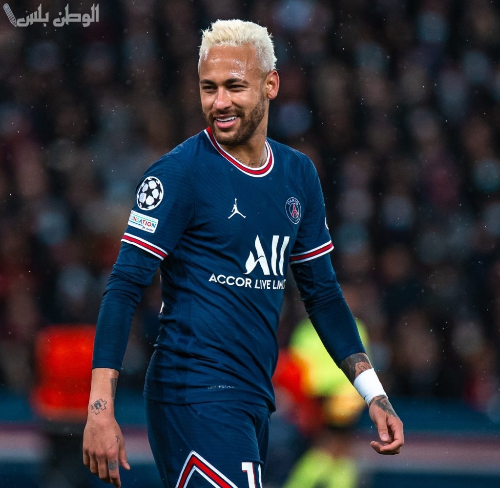 الهلال يفكر في فسخ عقد نيمار ويضع محمد صلاح كبديل محتمل