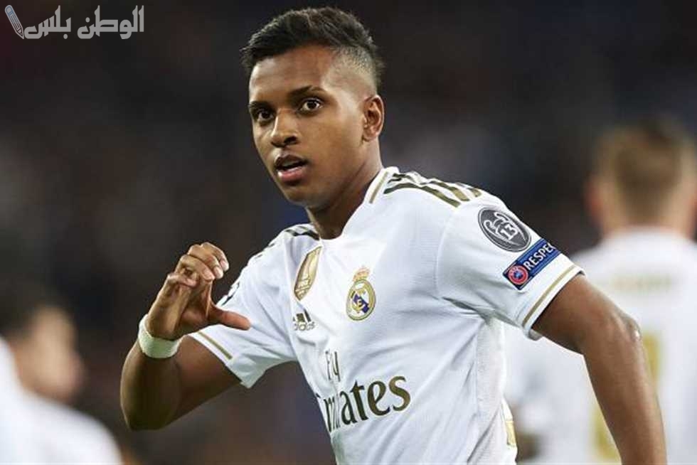 ريال مدريد يرفض عرضًا ضخمًا من الهلال لضم رودريجو.. وحسم مستقبله في الصيف