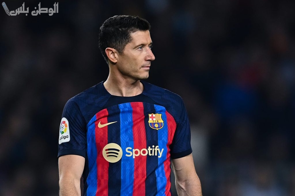 ليفاندوفسكي يواصل التحدي ويرفض فكرة الاعتزال