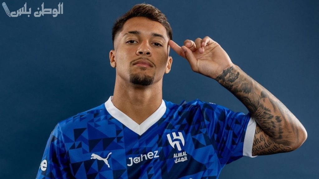 الهلال يسقط في فخ ضمك ويتعثر في سباق الصدارة