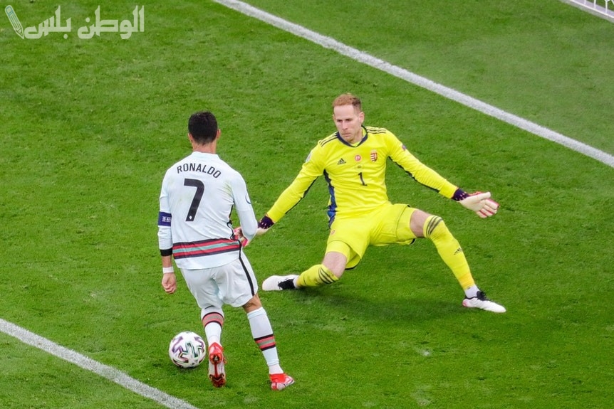 الشباب يقترب من ضم حارس دينامو كييف جورجي بوشان