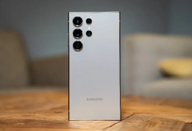العيوب والمميزات | سعر و مواصفات Samsung Galaxy S24 Ultra في الأسواق السعودية