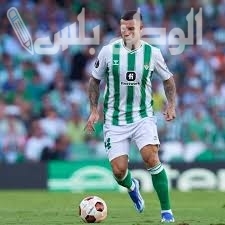 إصابة رويبال تغادره مباراة برشلونة ضد بيتيس في كأس الملك