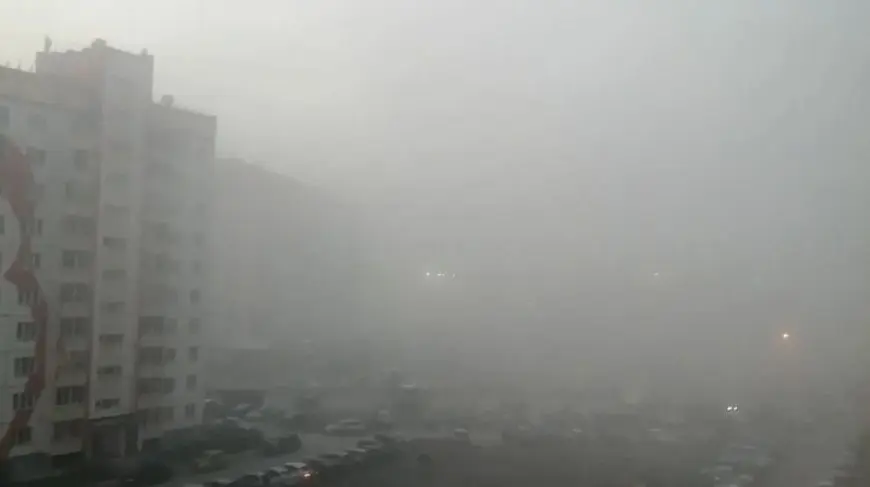 خلال الليل وساعات الصباح.. الأرصاد تحذر من الضباب وانخفاض الرؤية في هذه المناطق وتحدد مواقع هطول الأمطار
