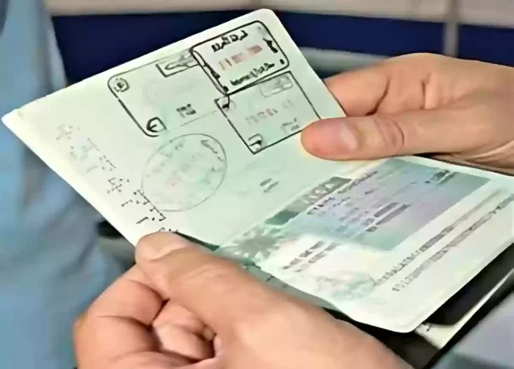 نظام جديد: العمل والسفر بدون كفيل.. وداعاً لترحيل المقيمين!