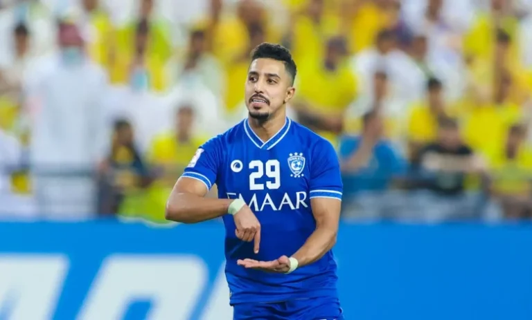 سالم الدوسري يفوز بجائزة الرياضي المفضل في حفل “جوي أوورد”