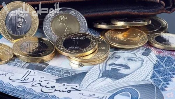 تذبذب سعر الريال السعودي أمام الجنيه المصري مع بدء موسم عمرة رجب وشعبان