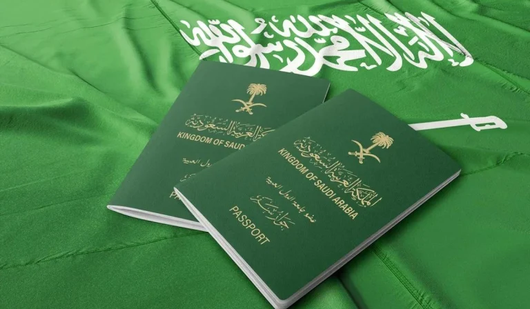 طريقة استخراج تأشيرة العمل في السعودية بدون كفيل .. فرصة لا تعوض للمغتربين