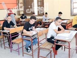 العد التنازلي بدأ.. طريقة التقديم على امتحانات الثانوية العامة 2025 وآخر موعد لتسجيل الاستمارة