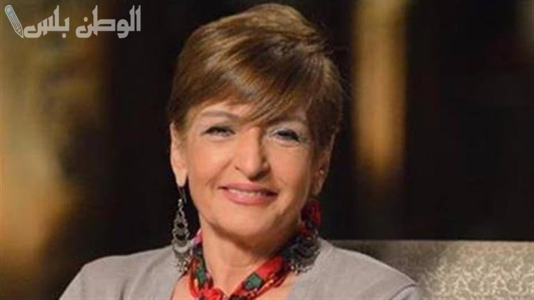 ليلى عزب العرب تنجو من الحادث بشع بشكل مثير للاهتمام