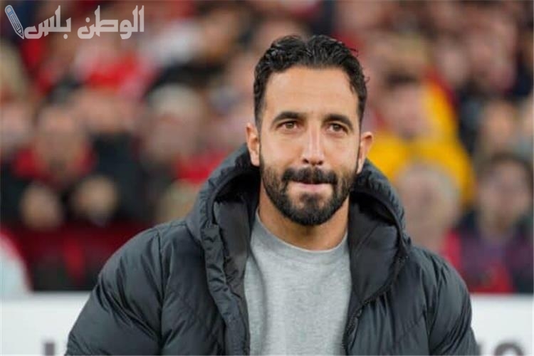 مانشستر يونايتد قد يدفع 20 مليون جنيه إسترليني لإقالة أموريم