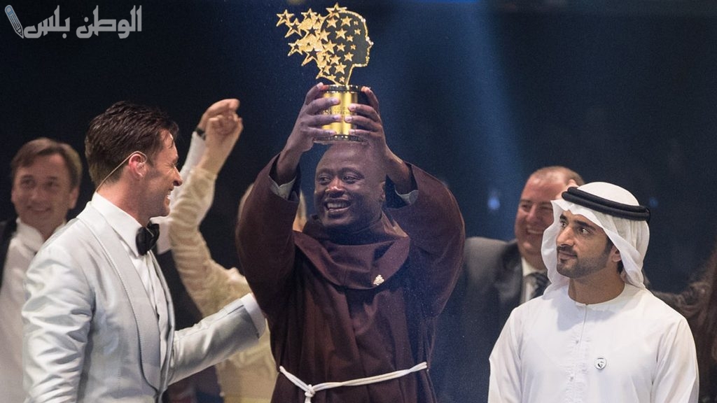 أفضل معلم بالعالم | منصور المنصور يشعل تفاعل كبير بعد فوزه بمليون دولار
