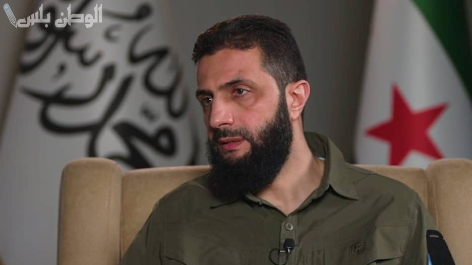 احمد الشرع رئيس سوريا الحالي يتخلى عن المظاهر الرسمية ليظهر بشكل شبابي على خيل عربي أصيل