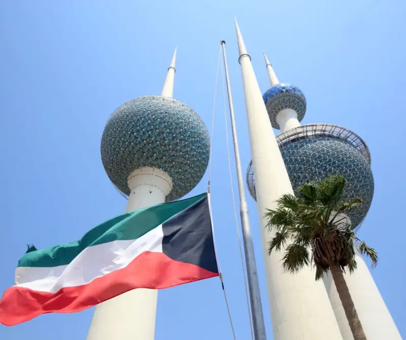 الإقامة في الكويت 2025 | شروط الإقامة الدائمة والتجديد ورسوم الإقامات الجديدة