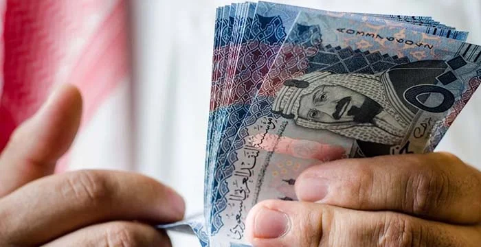 سعر الريال السعودي أمام الجنيه اليوم الاحد 9 فبراير 2025: تقلبات مثيرة في الصرف