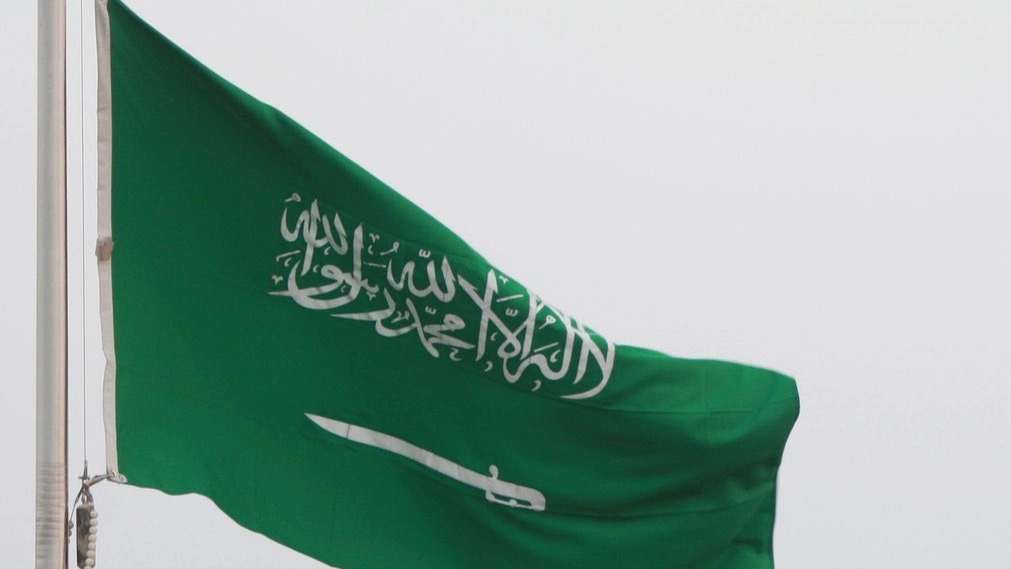 قواعد إيقاف تأشيرة الزيارة العائلية المتعددة في السعودية والفئات المستثناة