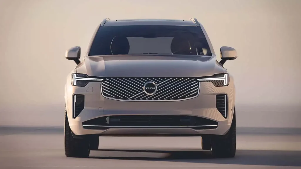 بسعر خيالي إطلاق سيارة فولفو XC90 فيس ليفت 2025 الشكل الجديد في مصر رسميًا