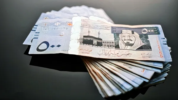 بدون ضامن.. كيفية الحصول على تمويل شخصي 100 ألف ريال على فترات سداد يسيرة