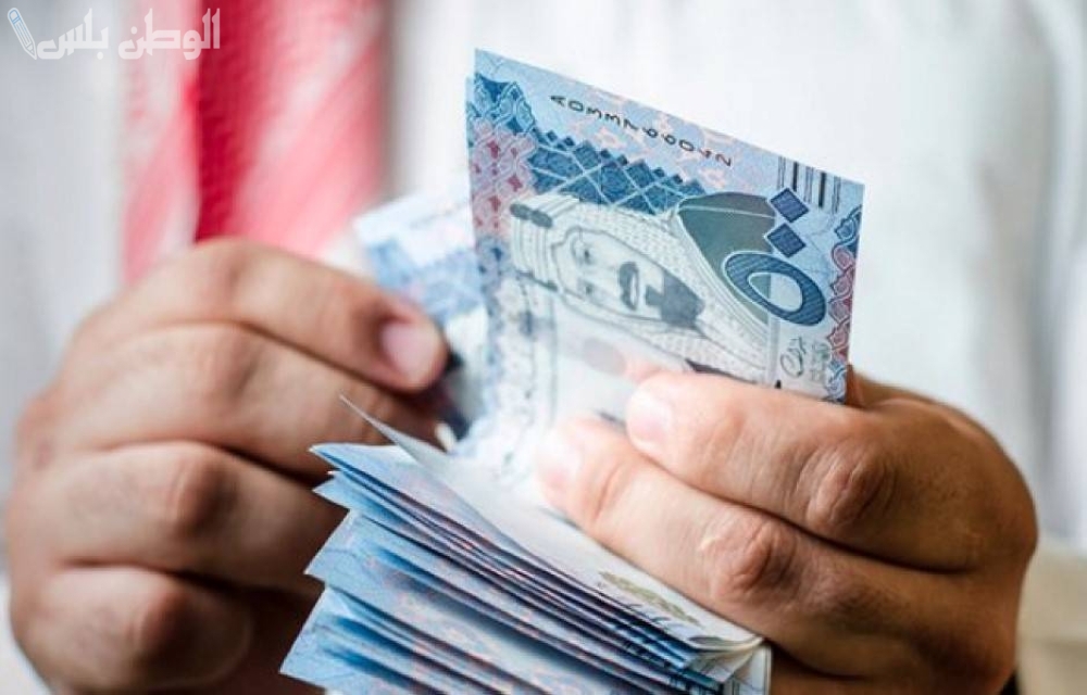 مفاجأة كبرى | حقيقة زيادة رواتب الموظفين الحكوميين في السعودية 2025.. ما حقيقة القرار وما هي الفئات المستفيدة؟