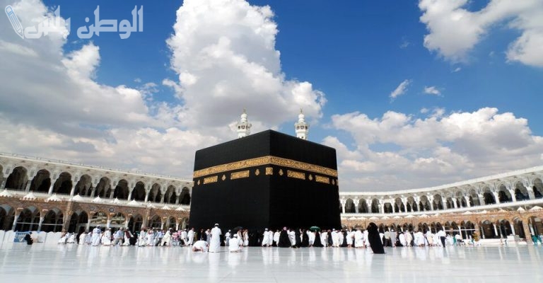 رحلة العمرة بأقل تكلفة! عروض وأسعار شركات السياحة للعمرة 2025 بجميع الفئات