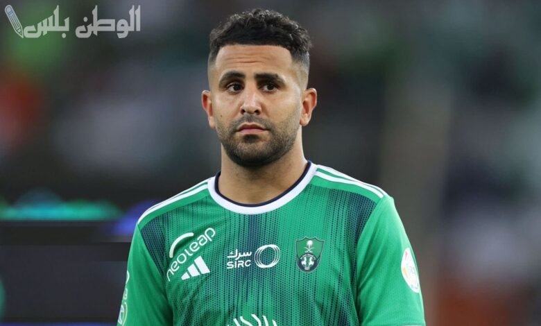 رياض محرز يطمئن متابعيه بعد تداول مقطع الطائرة ويؤكد أن الأمور بخير