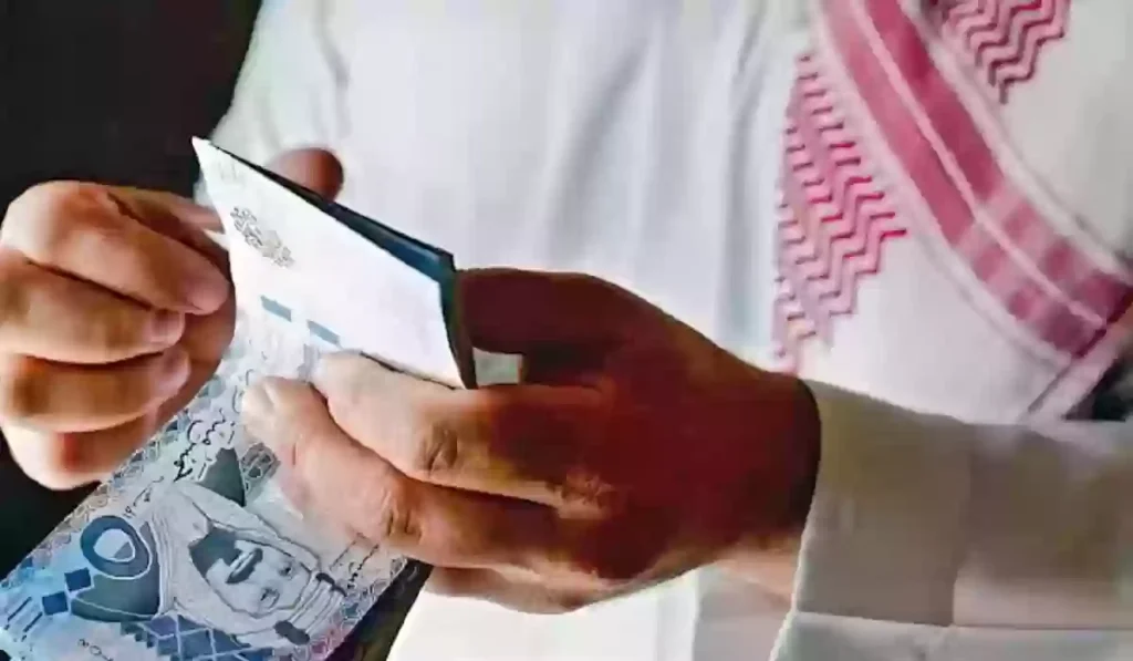 زيادة رواتب التقاعد في السعودية 2025 وتبكير موعد الصرف | حقيقة أم شائعة؟