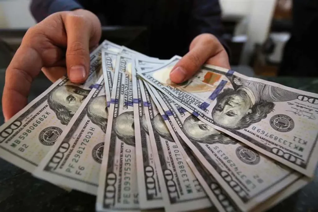 ارتفاع غير مسبوق: سعر الدولار في السوق السوداء اليوم الثلاثاء 18 فبراير 2025، زيادات لافتة