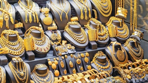 هل الوضع يناسب المستثمرين.. سعر الذهب اليوم في مصر والسعودية 1 فبراير