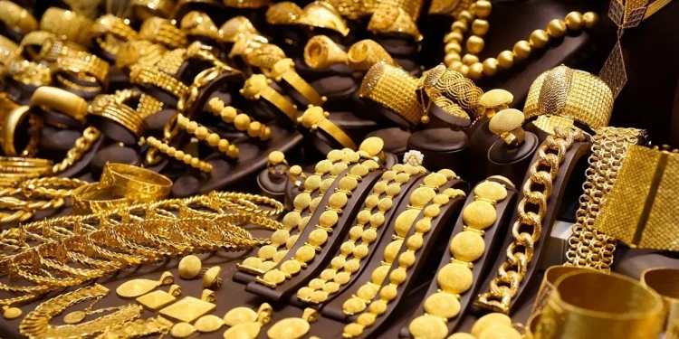 ارتفاع ملحوظ | سعر الذهب عيار 24 اليوم الاثنين 24 فبراير 2025 عالميًا ومحليًا
