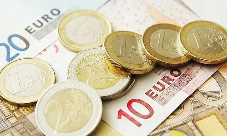 سعر اليورو اليوم في مصر الثلاثاء 25 فبراير 2025 هل ارتفع؟