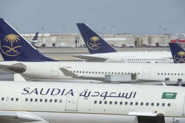 الفرصة الذهبية | عروض الطيران المخفضة للسفر داخل السعودية وخارجها رمضان 2025.. خصومات تصل إلى 60%