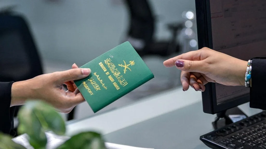 غرامة تأخير تجديد الإقامة في السعودية 1446 ورسوم التجديد