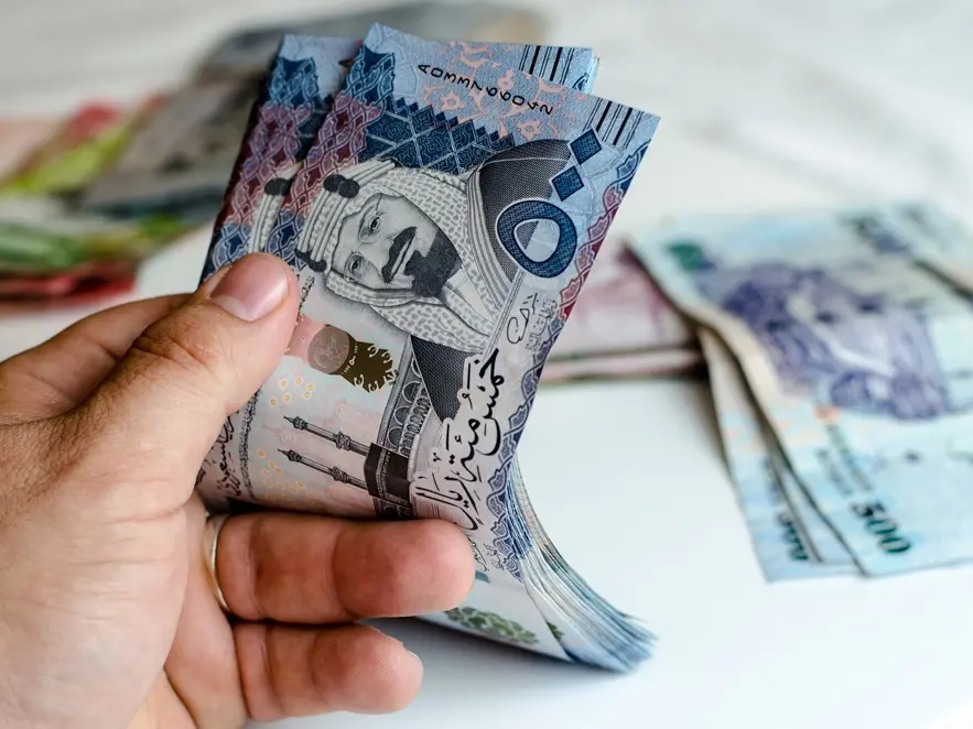 أبرزها الراجحي والرياض | أبرز قروض التمويل في البنوك السعودية 1446