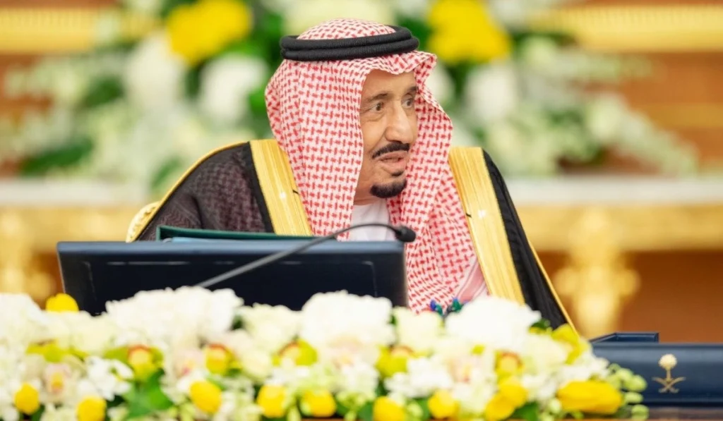 متى تنزل المكرمة الملكية لشهر رمضان 1446 للمستفيدين من الضمان الاجتماعي؟