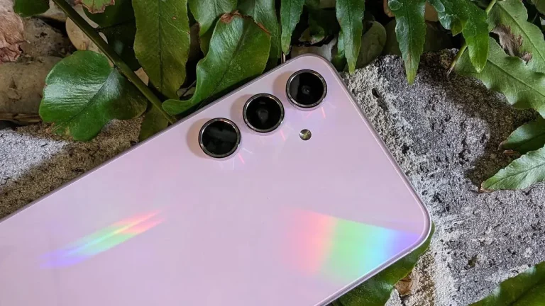 وحش الهواتف السامسونج.. مواصفات هاتف Galaxy A55 5G جالاكسي بأفضل سعر
