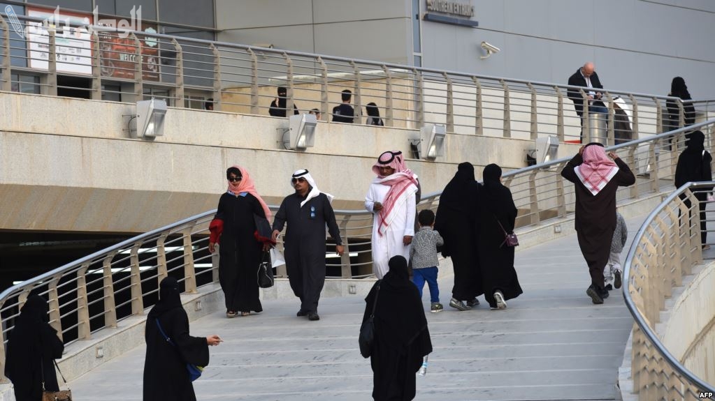 قرار رسمي النيابة العامة تصدر بيان بمعاقبة 6 مواطنين سعوديين بالسجن والغرامة بتهمة الاحتيال المالي