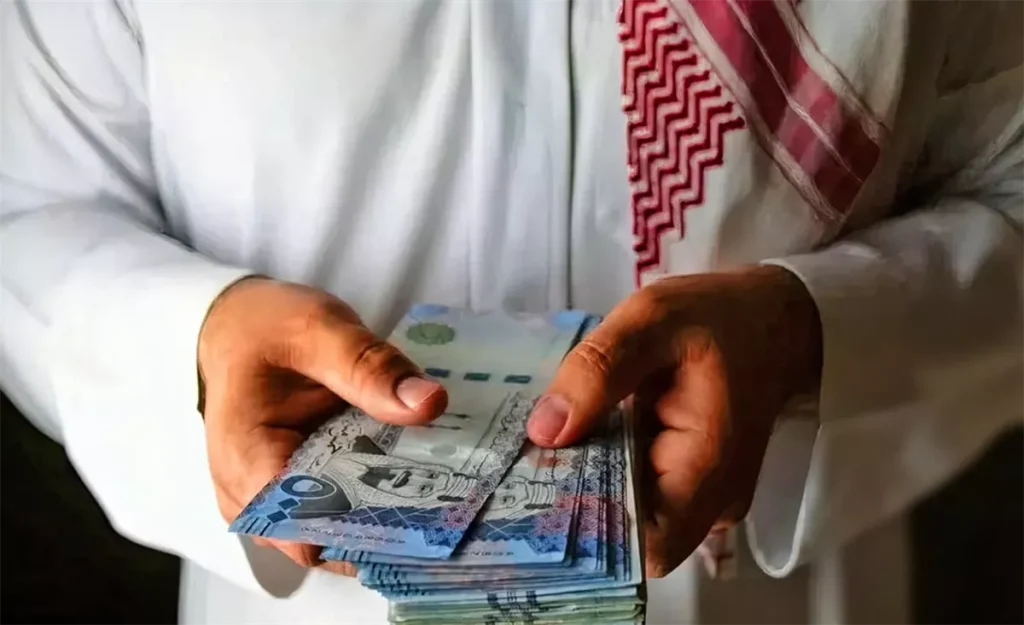 موعد صرف راتب فبراير 2025 في السعودية: توجيهات وزارة المالية بشأن الرواتب والعلاوات للموظفين الحكوميين