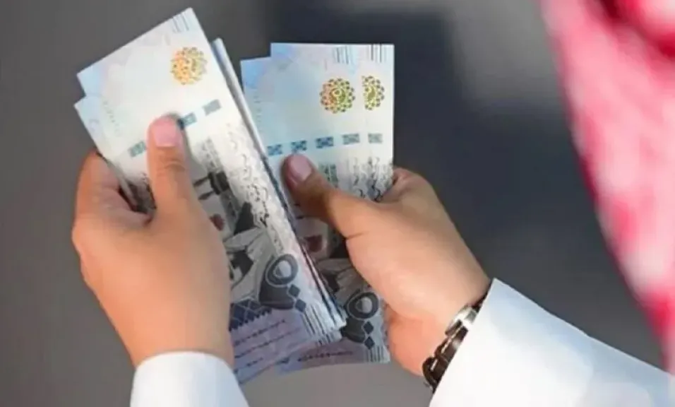 موعد صرف رواتب شهر مارس 1446 وحقيقة أنباء التبكير