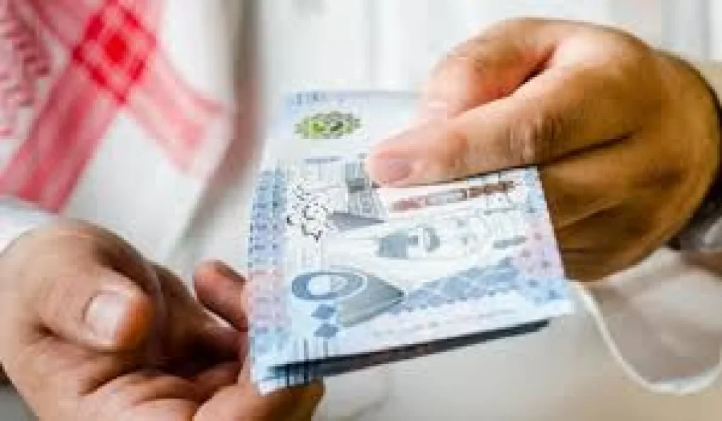 هل بيتم تقديم صرف رواتب الموظفين هالشهر؟ وزارة المالية توضح حقيقة تقديم الرواتب