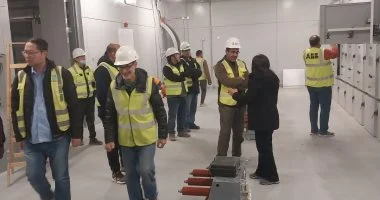 تشغيل آخر موزع كهرباء في منطقة الأعمال المركزية بالعاصمة الإدارية الجديدة لتعزيز البنية التحتية للمشروع
