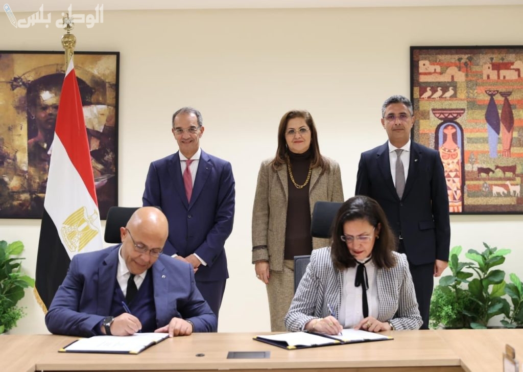 توقيع بروتوكول تعاون لإدراج محطة تحلية مياه البحر بالعين السخنة ضمن محور المياه ببرنامج “نُوَفِّي” بقدرة إنتاجية تصل إلى مليون متر مكعب يوميًا