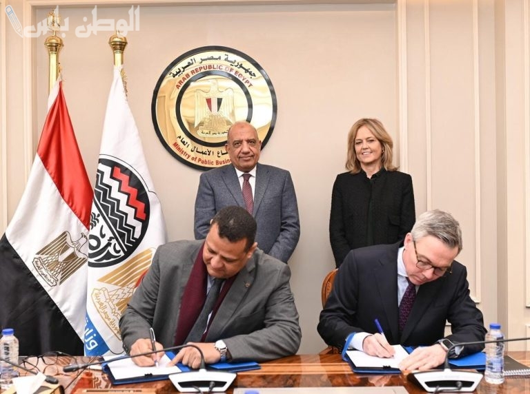 اتفاقية تعاون بين “سكاتك” النرويجية ومصر للألومنيوم لإنشاء محطة طاقة شمسية بقيمة 650 مليون دولار ضمن برنامج “نُوَفِّي”