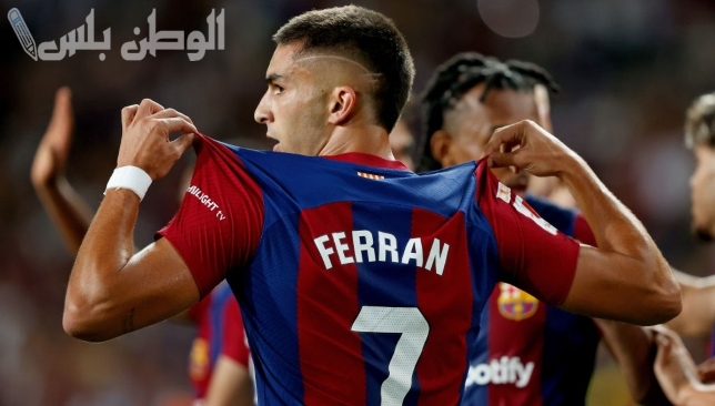 فيران توريس يحسم موقفه من الرحيل عن برشلونة