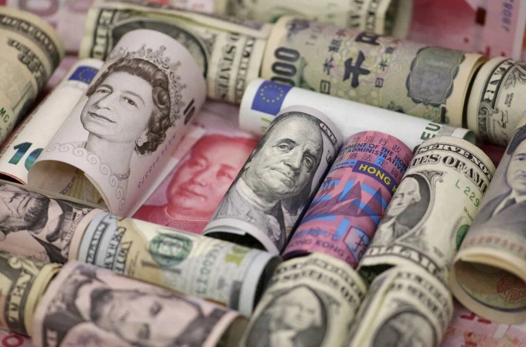 أسعار العملات في البنك الأهلي اليوم الأربعاء 12-3-2025 مقابل الجنيه المصري