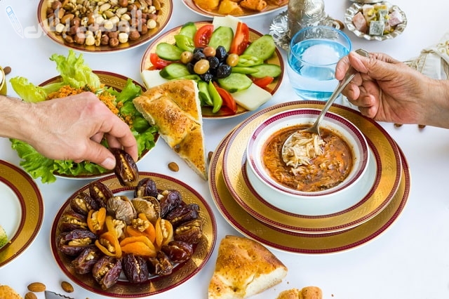 أكلات رمضانية صحية لوجبة فطور متوازنة