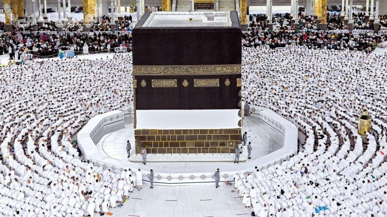 مصرف الراجحي يطرح فرصة العمر… شروط التسجيل في قرعة الحج للحج المجاني 1446