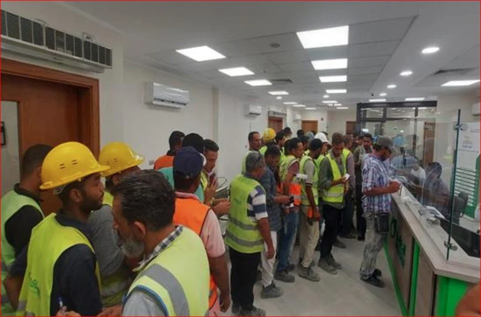 سجل واحصل على 1000 جنيه.. منحة العمالة غير المنتظمة 2025 متاحة الآن عبر موقع وزارة العمل