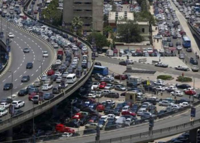 ازدحام مروري شديد في شوارع القاهرة والجيزة بسبب كثافات المركبات اليوم