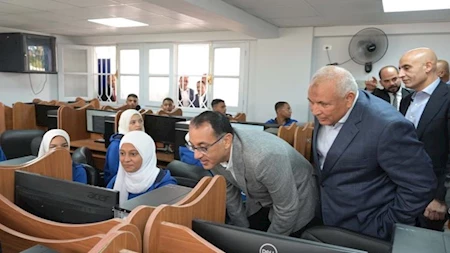 مدبولي يوجة بدعم مدارس WE التكنولوجيه وربطها بالجامعات المصريه